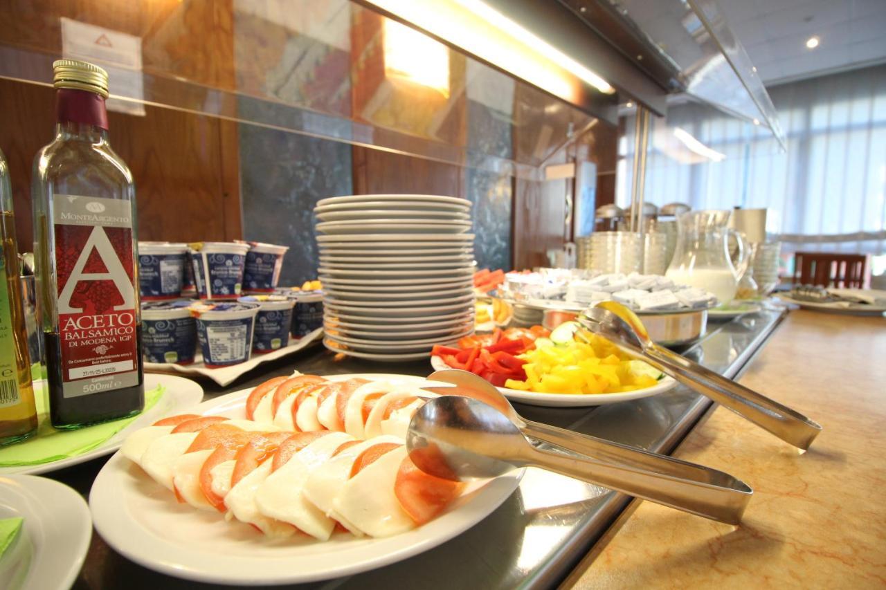 Continental B&B City Hotel Bibione Zewnętrze zdjęcie