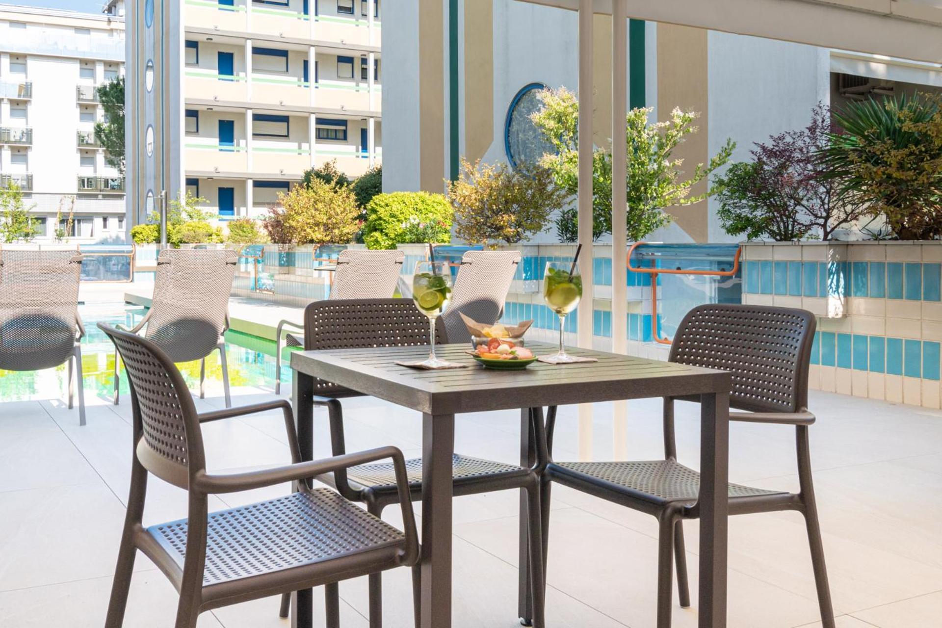 Continental B&B City Hotel Bibione Zewnętrze zdjęcie